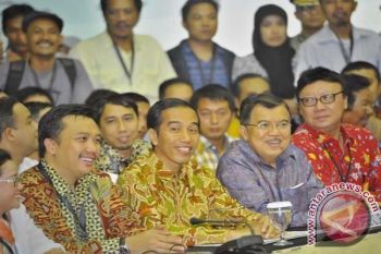SBY Orang Pertama Ucapkan Selamat pada Jokowi-JK
