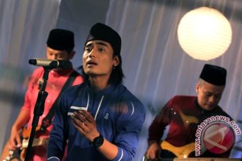 Single Religi Pertama Setia Band