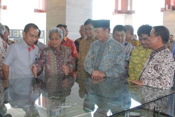 Semen Indonesia Resmikan Kantor Pusat Semen Gresik 