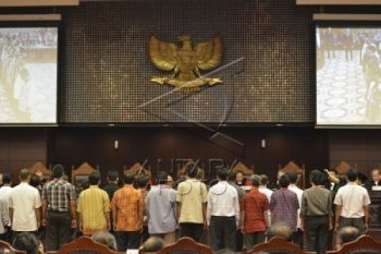 Pendukung Prabowo-Hatta Desak Pendirian Tenda Keprihatinan