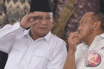 Pakar: Sikap Aburizal Soal Munas Golkar Melentur