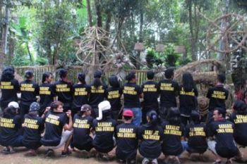 Mereka Ingin Selalu Hadiri Festival Lima Gunung
