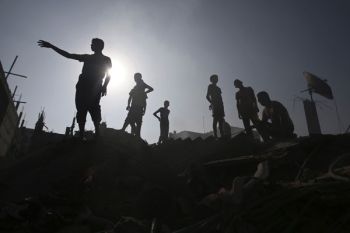 Polisi Israel menembak mati warga Palestina