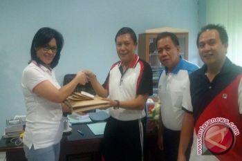 Sekwan Terima SK 40 Legislator