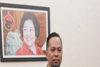 Longdong-Sualang Pimpinan Sementara DPRD Manado 