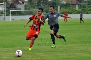 PPSM  Kalahkan Persis 2-1, Terhindar Dedradasi
