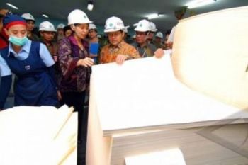 Pabrik Kertas Terbakar Rugi Rp3 Miliar