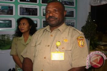 Distan Kota jayapura dorong petani gunakan peralatan canggih