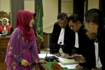 Jaksa: Rina Iriani Pakai Cara-cara Primitif