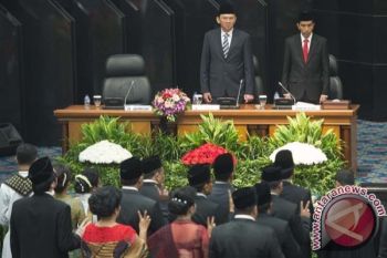 Jokowi Pertimbangkan Kepala Daerah Berprestasi Masuk Kabinet