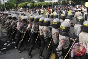 Kapolri : Polri Siapkan Pengamanan Berlapis Terjunkan 22.000 Personel di MK