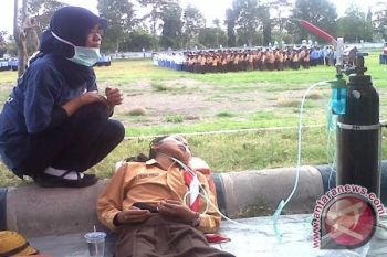 Sepuluh Pelajar Pingsan saat Upacara Kemerdekaan