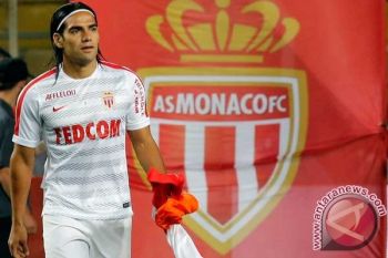 Falcao Datang, Rooney Diberi Peran Baru