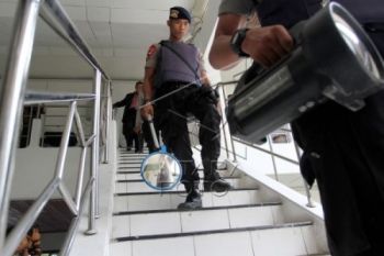 Bom Peninggalan Belanda Ditemukan di Pantai Kendari