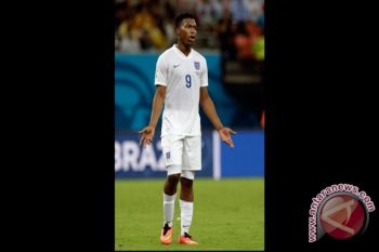 Penyerang Inggris Sturridge Cidera