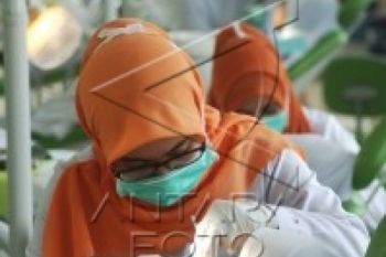 Ratusan Tenaga Kesehatan Dilibatkan Periksa Gigi Gratis