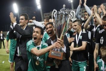 Krisis Penjaga Gawang Landa Lawan Liverpool di Liga Champions