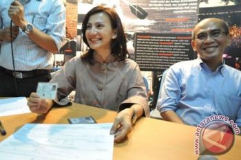 Dukung Jokowi-JK, Wanda Hamidah Resmi Dipecat PAN