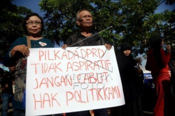 Mahasiswa Semarang Tolak Pilkada Lewat DPRD