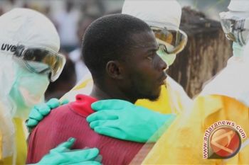 Malaysia Kirim 20 Juta Sarung Tangan Lawan Ebola