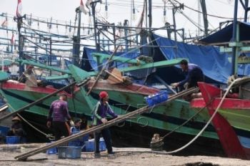 Nelayan Pekalongan Tagih Ganjar Berikan Kartu BBM