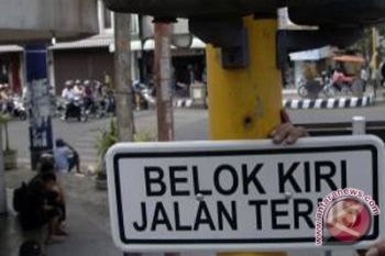 Dishub akan bebaskan lahan sudut persimpangan jalan