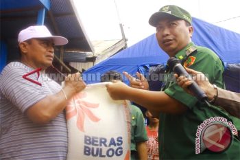 146 Kepala Keluarga Korban Kebakaran Terima Bantuan