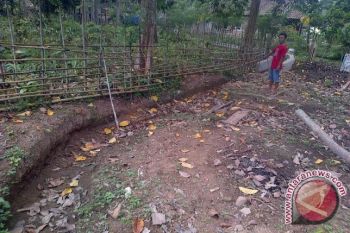 Warga OKU keluhkan proyek siring asal jadi