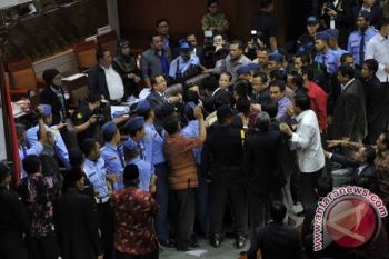 Menuai Pro dan Kontra di DPRD Pilkada Tak Langsung