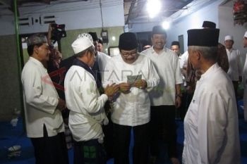 Guburnur Jatim Soekarwo