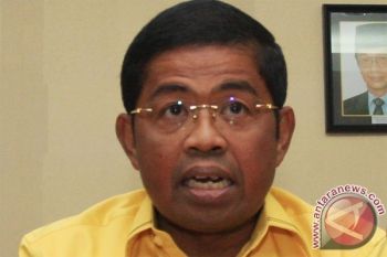 Idrus Marham : Sebaiknya Pejabat Tampil Apa Adanya