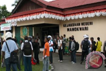 Kejaksaan Manokwari tahan Kadis Perikanan Teluk Wondama