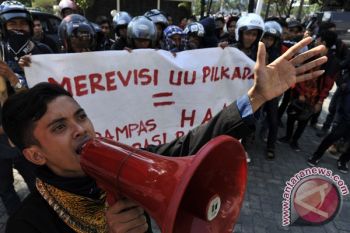 TOLAK RUU PILKADA