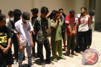 Seorang Pegawai Terjaring Razia main "Game Online"