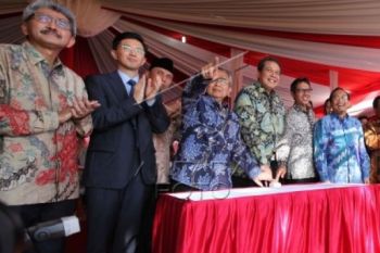 Gubernur: Mau Harga Tinggi, Silahkan ke Pengadilan