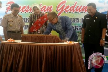 Wamen Pertanian Resmikan Gedung Balai Karantina Pertanian Palu