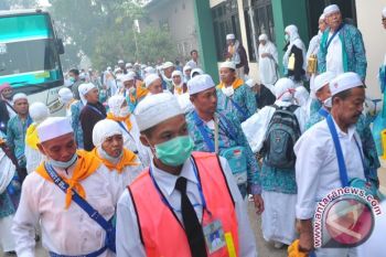 Sekda Sumsel sambut kedatangan jamaah haji 