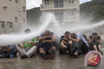  Demonstran Hong Kong Lanjutkan Aksi Setelah Pembicaraan Gagal