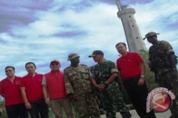 Telkomsel Perkuat Jaringan Perbatasan Indonesia Bantu TNI