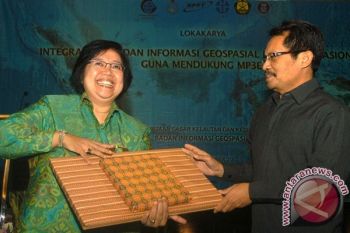 Siti Nurbaya Memimpin Dua Kementerian yang Digabung Menjadi Satu 