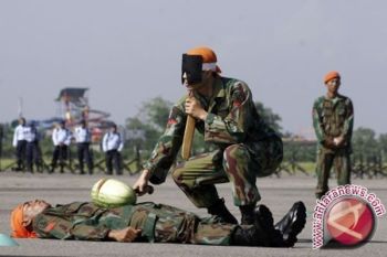Paskhas Latihan Antiteror Di Tiongkok