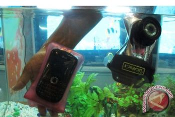 Tak Perlu Takut Gadget Kena Air