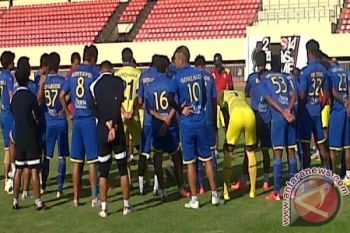 "Singo Edan" target poin di kandang Persipura