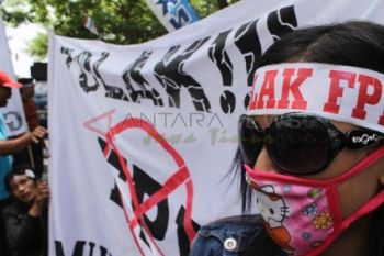 Demo Tolak FPI