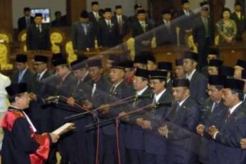 Pelantikan anggota DPRD Biak Numfor dijadwalkan 23 Oktober 2014