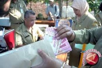 Puluhan guru SMP di Jayapura pertanyakan dana sertifikasi