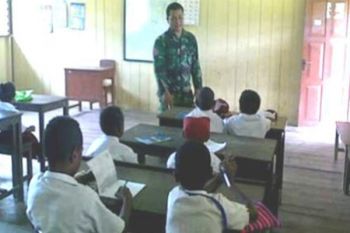 Wali Kota Jayapura arahkan sekolah perbatasan berbasis lingkungan