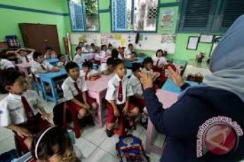 PGRI: Guru Butuh Kebijakan yang Meningkatkan Profesionalitas