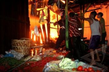 Pasar Induk Batang Ludes Terbakar