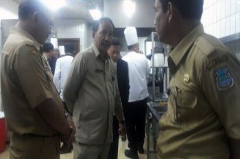 Pemkot Manado periksa kebersihan seluruh restoran